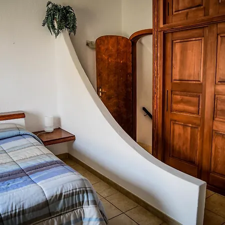 Casa Giuliana Bed & Breakfast 3*